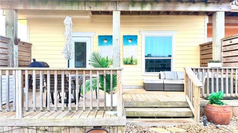 247 W Roberts Avenue 1 Port Aransas TX 78373