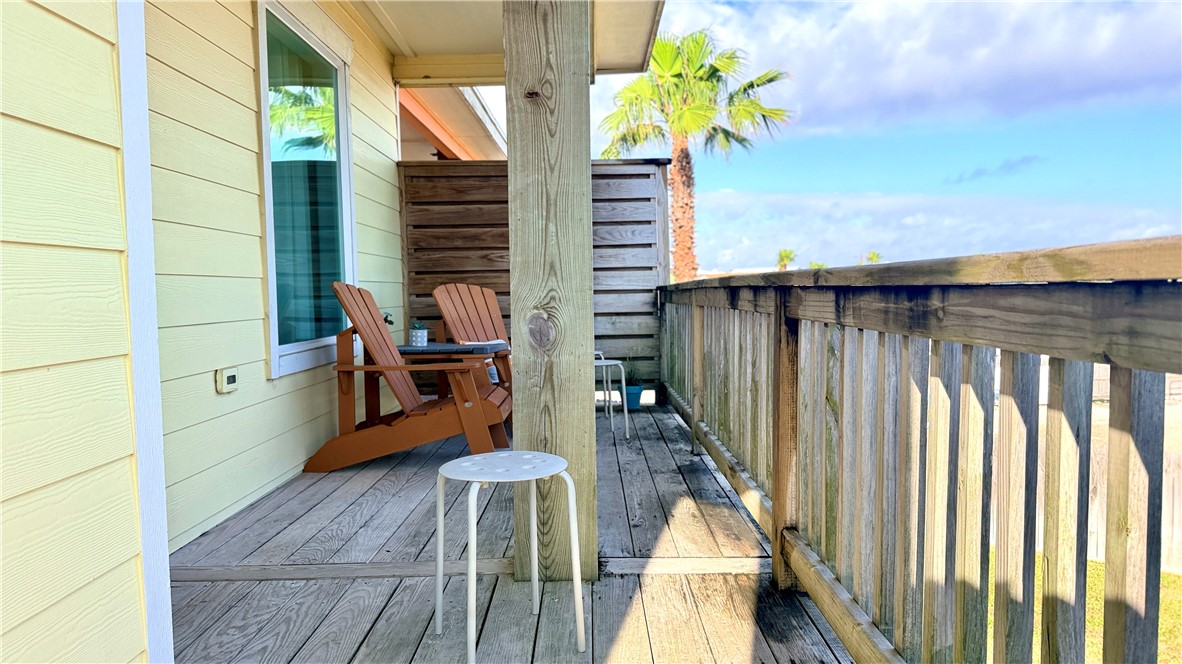 247 W Roberts Avenue 1 Port Aransas TX 78373