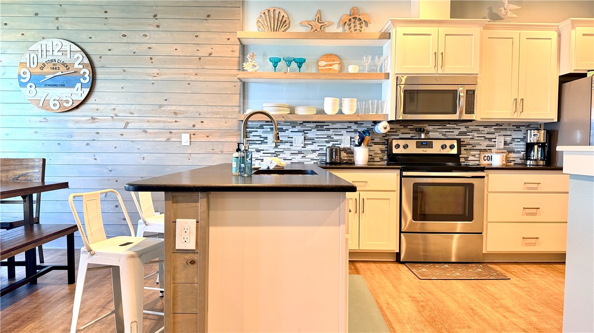 247 W Roberts Avenue 1 Port Aransas TX 78373