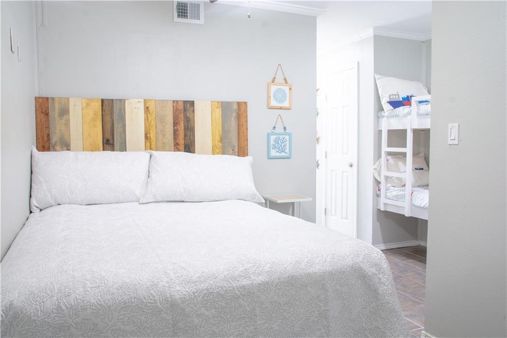 3938 Surfside Boulevard 1113 Corpus Christi TX 78402