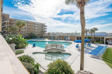 14810 Windward Drive 402 Corpus Christi TX 78418