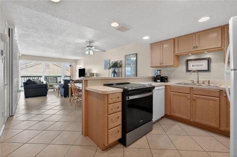 14810 Windward Drive 402 Corpus Christi TX 78418