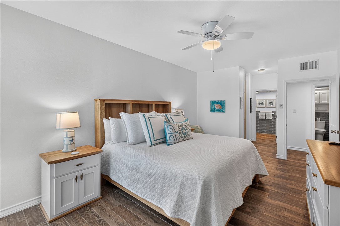 631 Channel View Drive 208 Port Aransas TX 78373