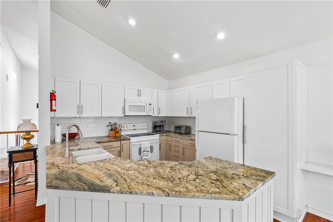 210 Oak Bay Street 1203 Rockport TX 78382