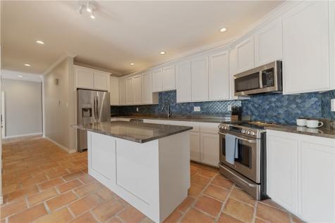520 S Chaparral Street 1 Corpus Christi TX 78401