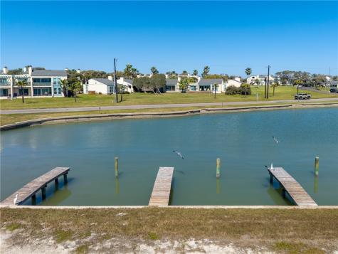 2003 N Fulton Beach Road #48 Rockport TX 78382