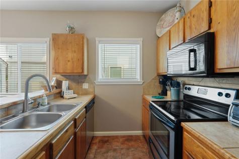 15010 Leeward Drive 602 Corpus Christi TX 78418