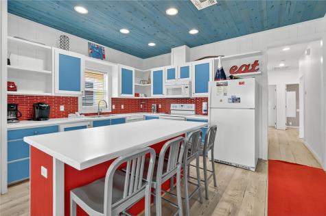 2727 S 11th Street 27 Port Aransas TX 78373