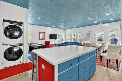 2727 S 11th Street 27 Port Aransas TX 78373