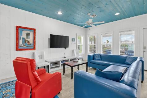 2727 S 11th Street 27 Port Aransas TX 78373