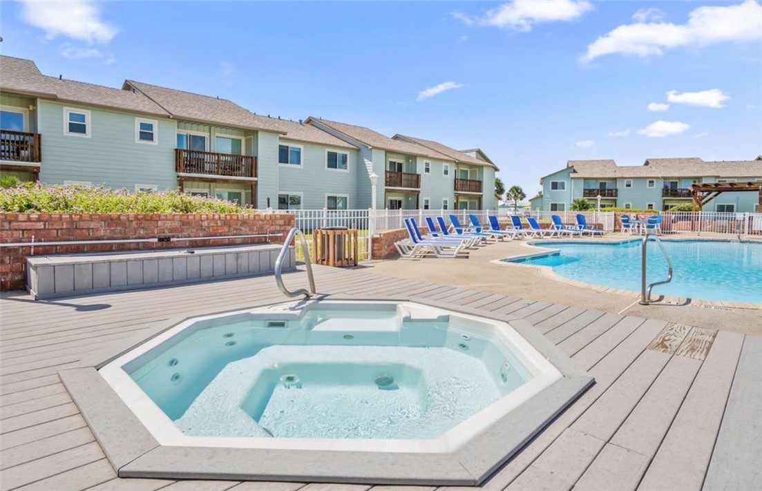 230 Cut Off 112 Port Aransas TX 78373