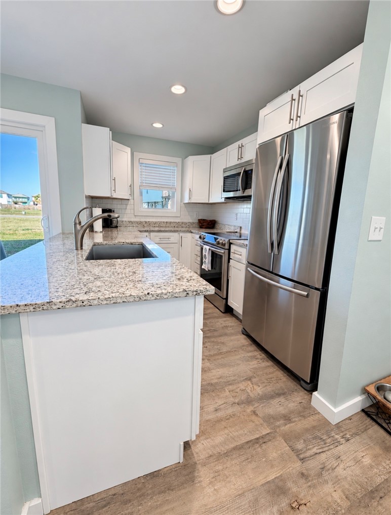230 Cut Off 112 Port Aransas TX 78373