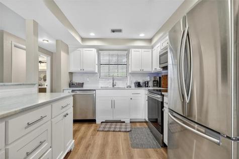 210 Oak Bay Street 504 Rockport TX 78382
