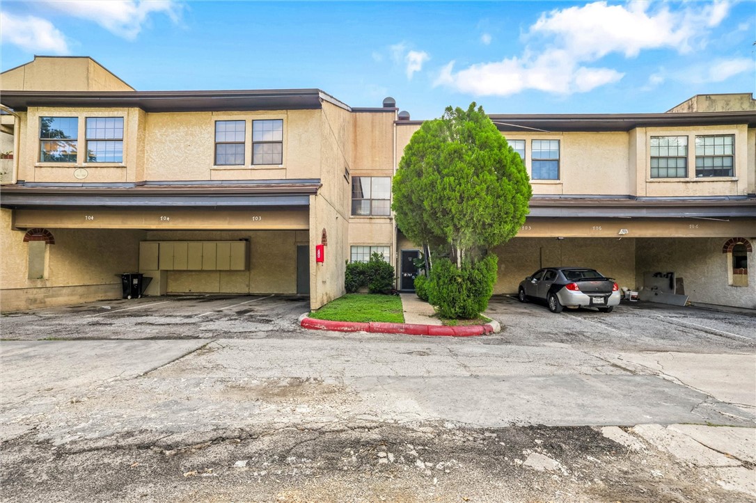6100 Woodlake Parkway 706 San Antonio TX 78244