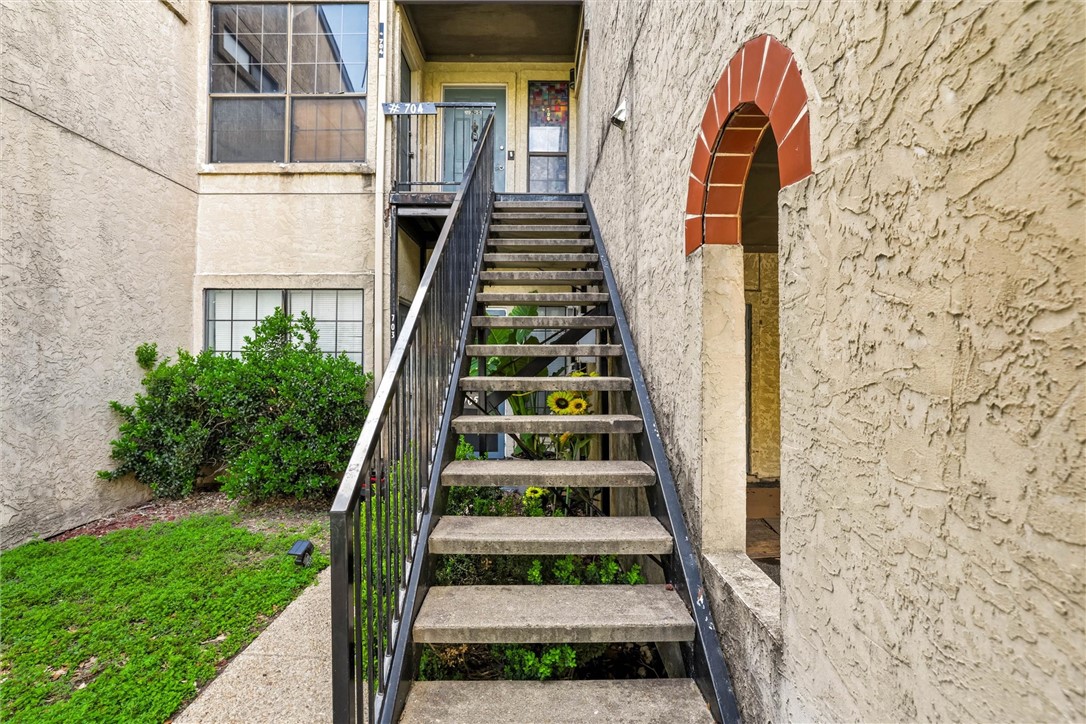6100 Woodlake Parkway 706 San Antonio TX 78244