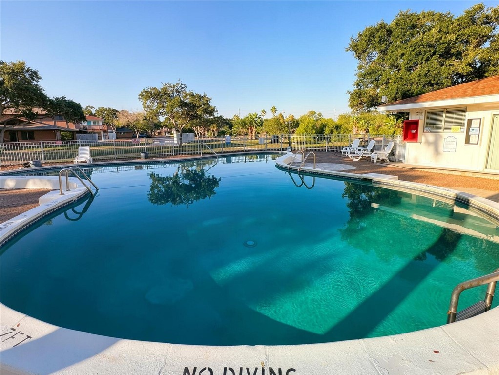6107 Hidden Cove 4 Corpus Christi TX 78412
