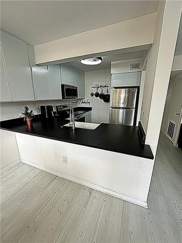 3402 Ocean Drive 15 Corpus Christi TX 78411