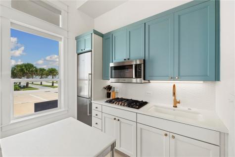 600 Center Square North 25 Port Aransas TX 78373