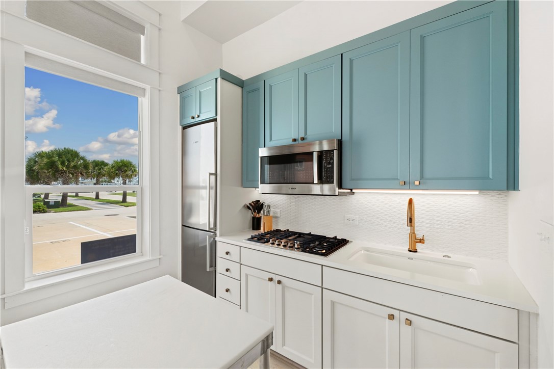 600 Center Square North 25 Port Aransas TX 78373
