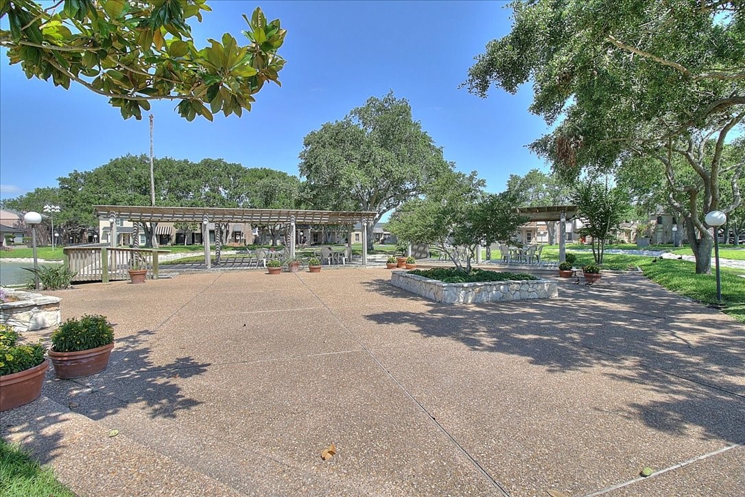 92 Lake Shore Drive Corpus Christi TX 78413