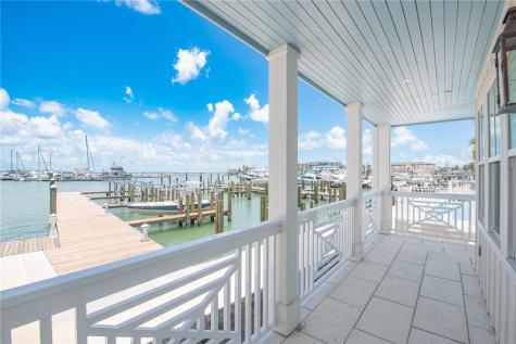 136 W Cotter Avenue 4 Port Aransas TX 78373
