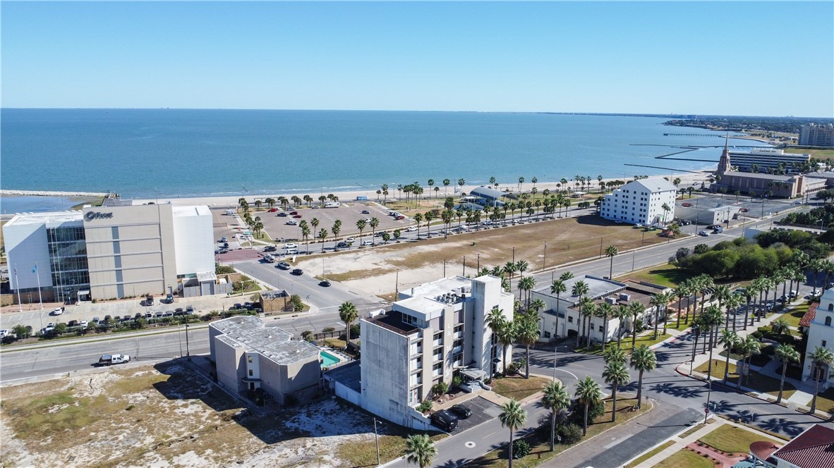 520 S Chaparral Street 204 Corpus Christi TX 78401