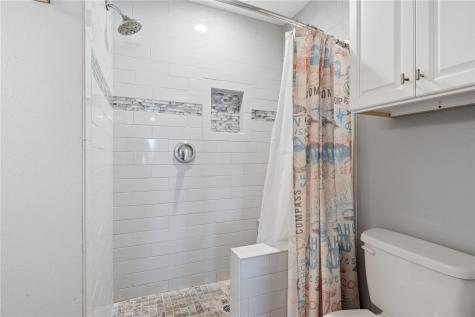 2515 Bayhouse Drive 2515 Rockport TX 78382
