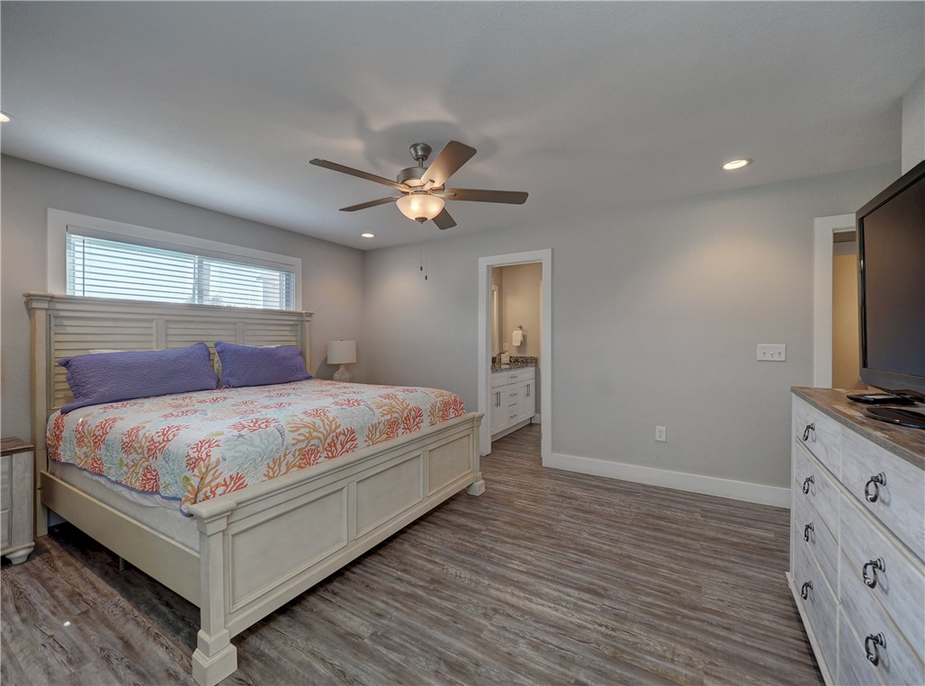 230 Cut Off 126 Port Aransas TX 78373