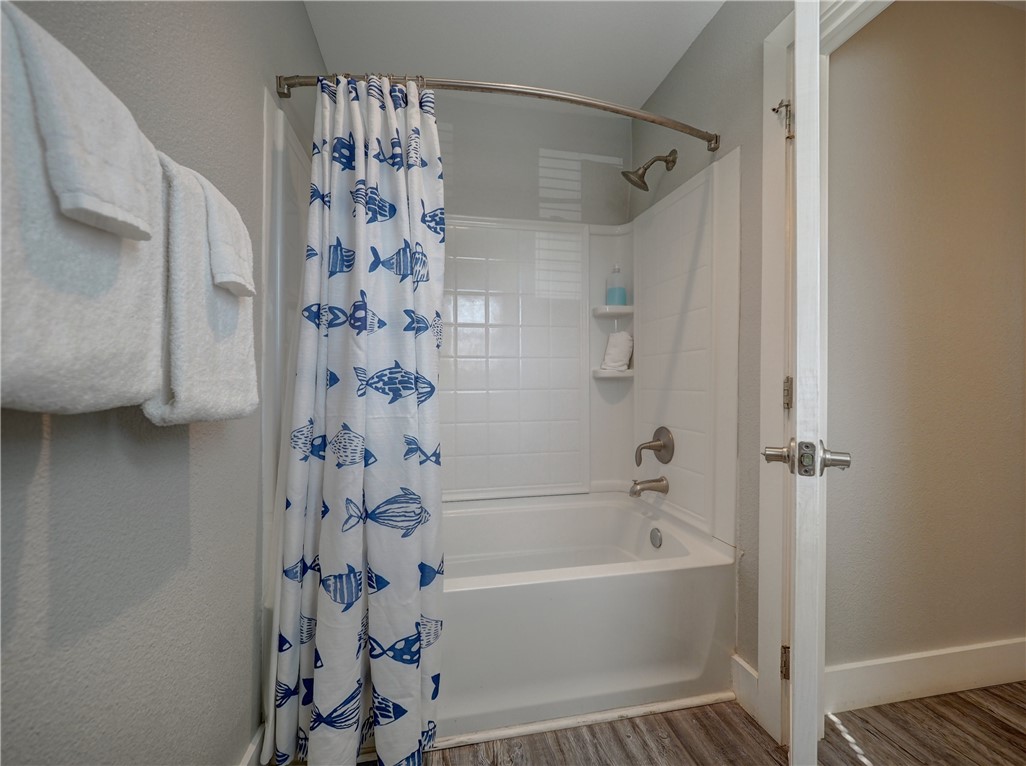 230 Cut Off 126 Port Aransas TX 78373