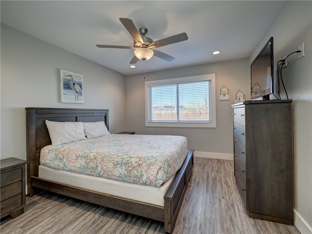 230 Cut Off 126 Port Aransas TX 78373