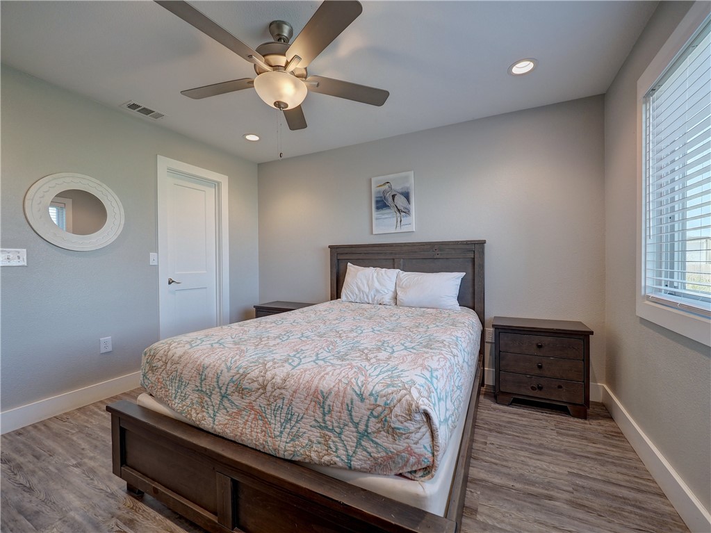 230 Cut Off 126 Port Aransas TX 78373