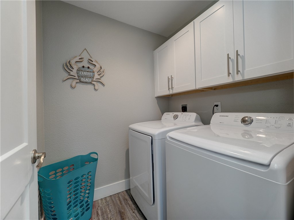 230 Cut Off 126 Port Aransas TX 78373