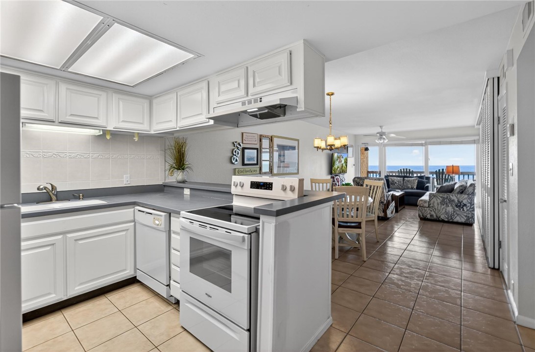 14810 Windward Drive 417 Corpus Christi TX 78418