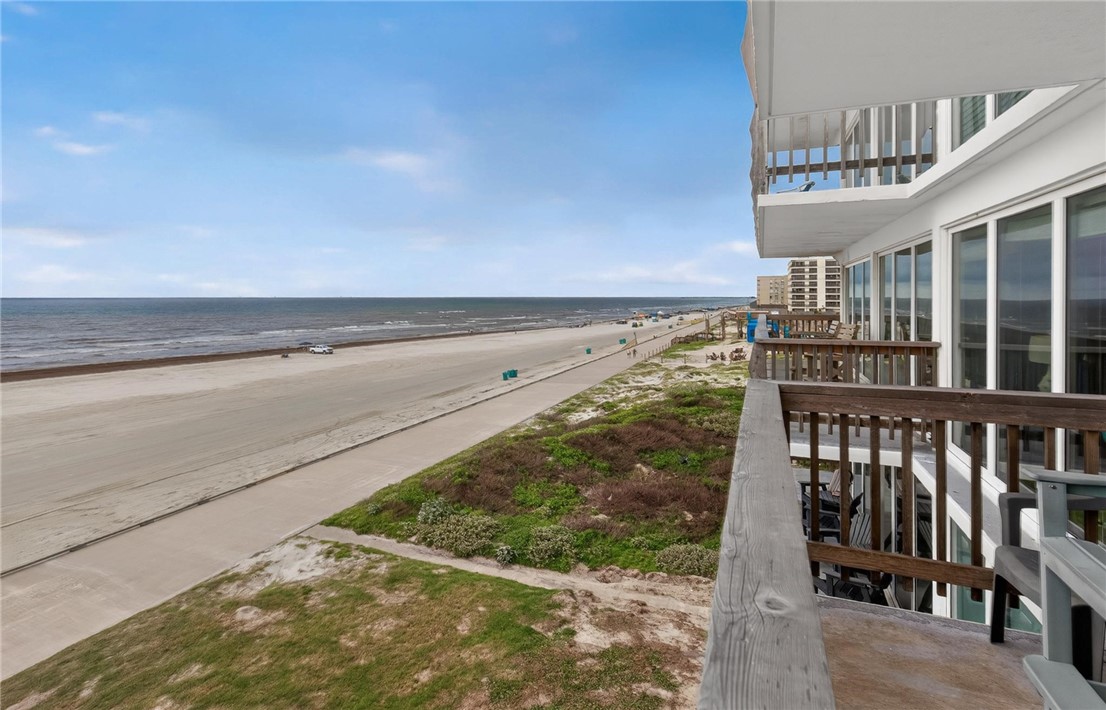 14810 Windward Drive 417 Corpus Christi TX 78418