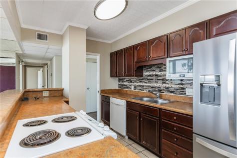 715 S Upper Broadway 1103 Corpus Christi TX 78401
