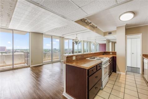 715 S Upper Broadway 1103 Corpus Christi TX 78401