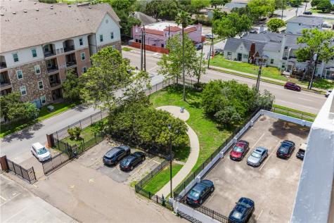 715 S Upper Broadway 1103 Corpus Christi TX 78401