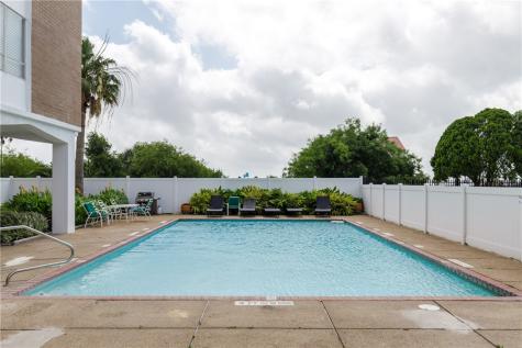 715 S Upper Broadway 1103 Corpus Christi TX 78401
