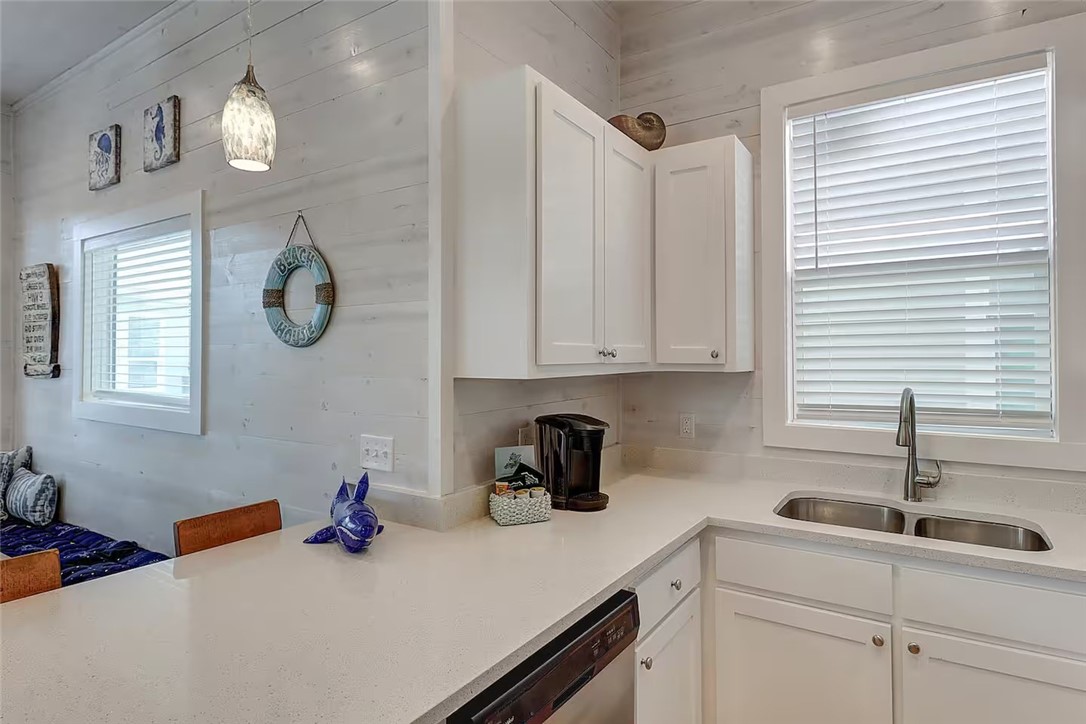 1624 S Eleventh Street 9 Port Aransas TX 78373