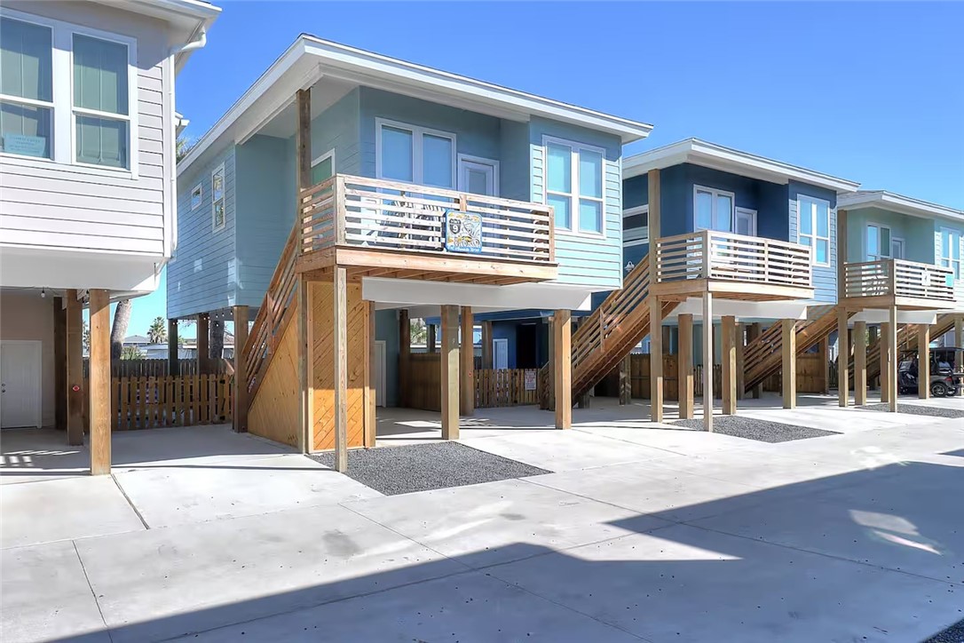 1624 S Eleventh Street 9 Port Aransas TX 78373