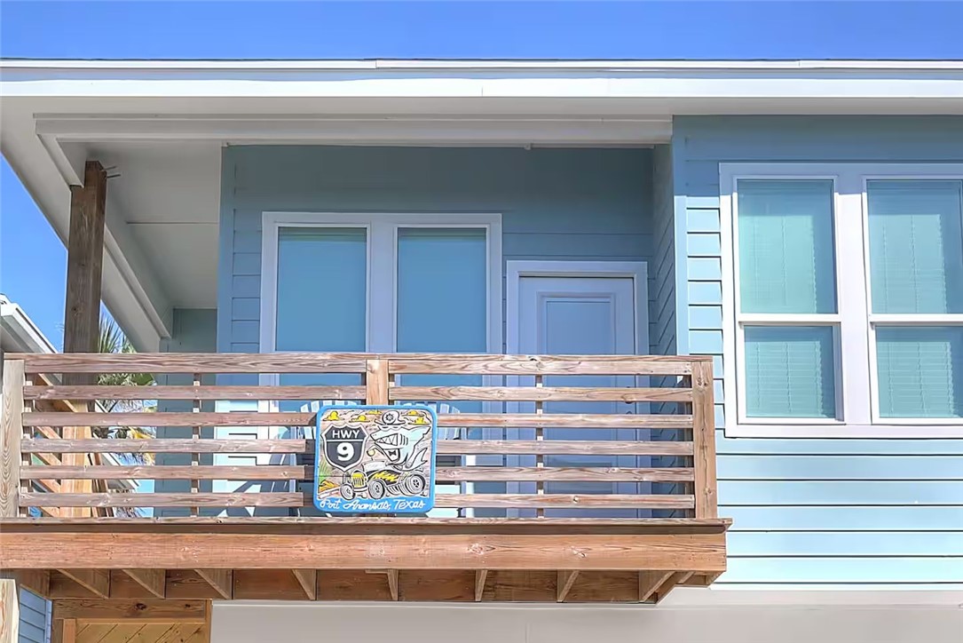 1624 S Eleventh Street 9 Port Aransas TX 78373