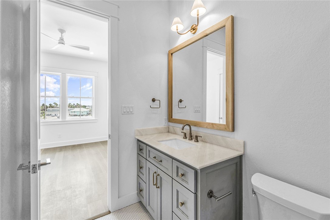 136 W Cotter Avenue 11 Port Aransas TX 78373