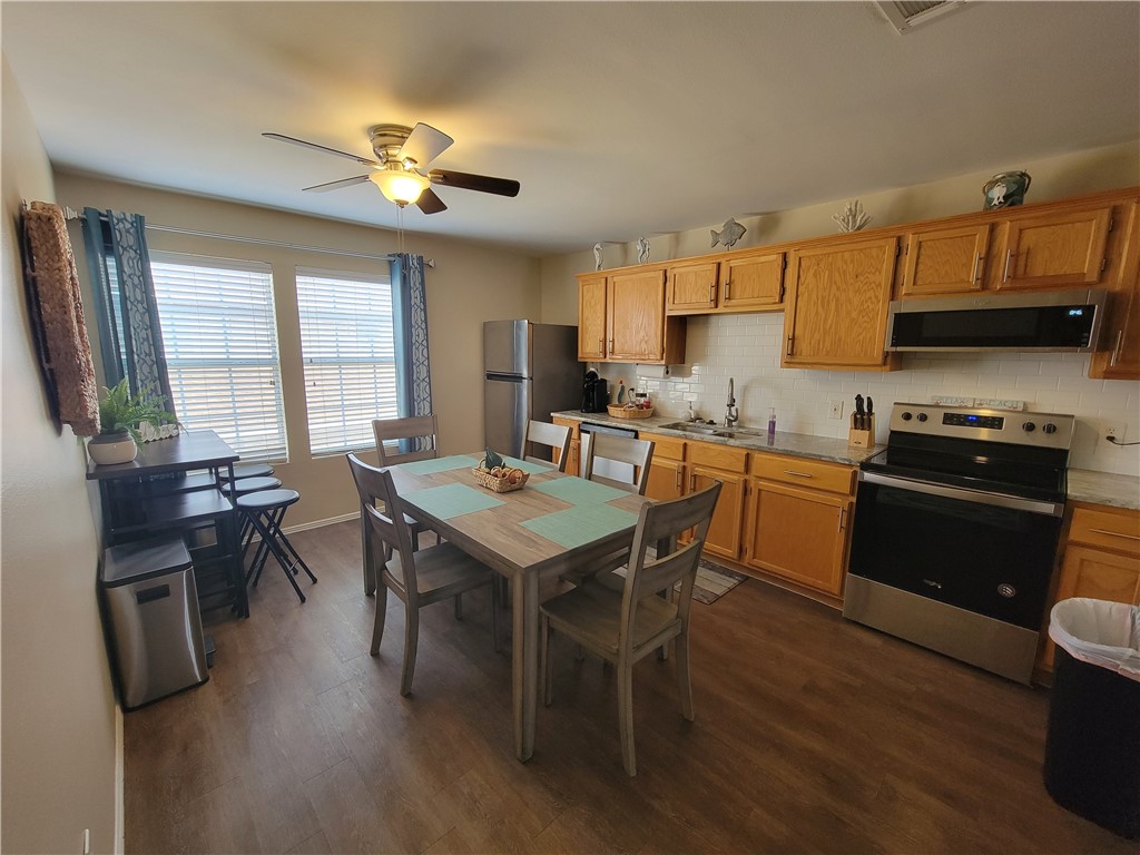 15438 Seamount Cay Court 103 Corpus Christi TX 78418