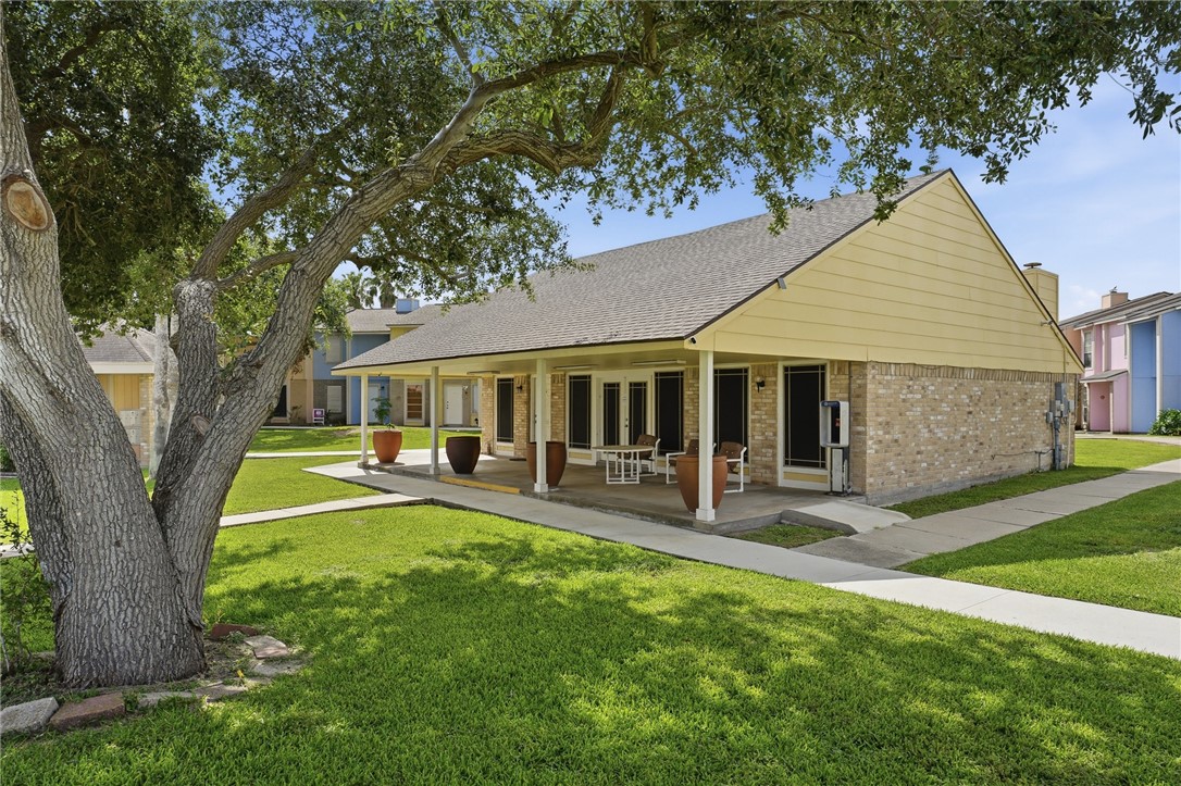 6702 Everhart U-104 Corpus Christi TX 78413