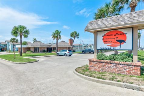 230 Cut Off 131 Port Aransas TX 78373