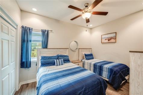 700 Island Retreat Court 51 Port Aransas TX 78373