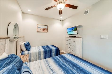 700 Island Retreat Court 51 Port Aransas TX 78373