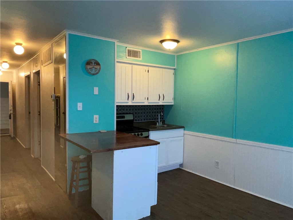 3938 Surfside Boulevard 2102 Corpus Christi TX 78402