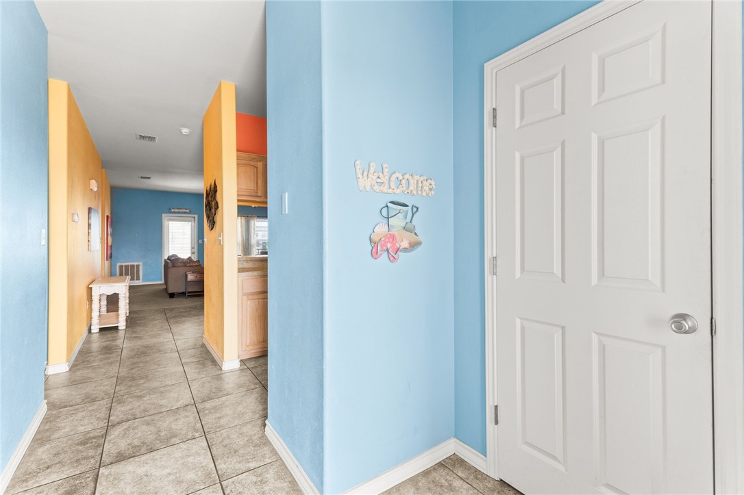 14427 Compass St B-14 Corpus Christi TX 78418