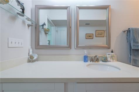 620 S Fulton Beach 708 Rockport TX 78382